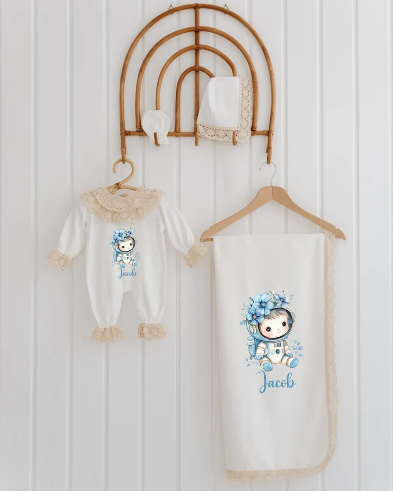 Astronaut - Newborn Set Meisje met Kantdetails – 4 Stuks Babykleding