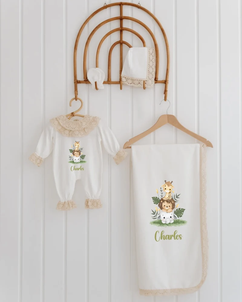 Safari dieren - Babykleding Meisje – Setje met Kant voor Pasgeborenen (4-delige)
