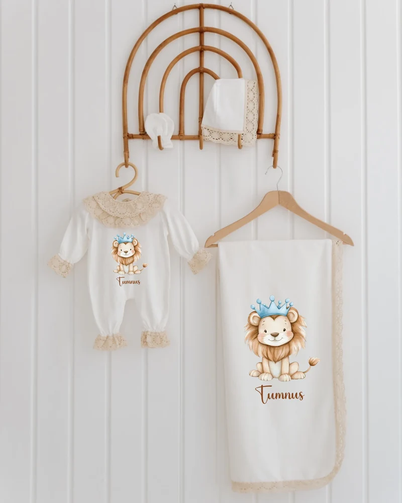Leeuwen - Newborn Meisje Setje - Romantisch Kant & Mutsje - 4-delige