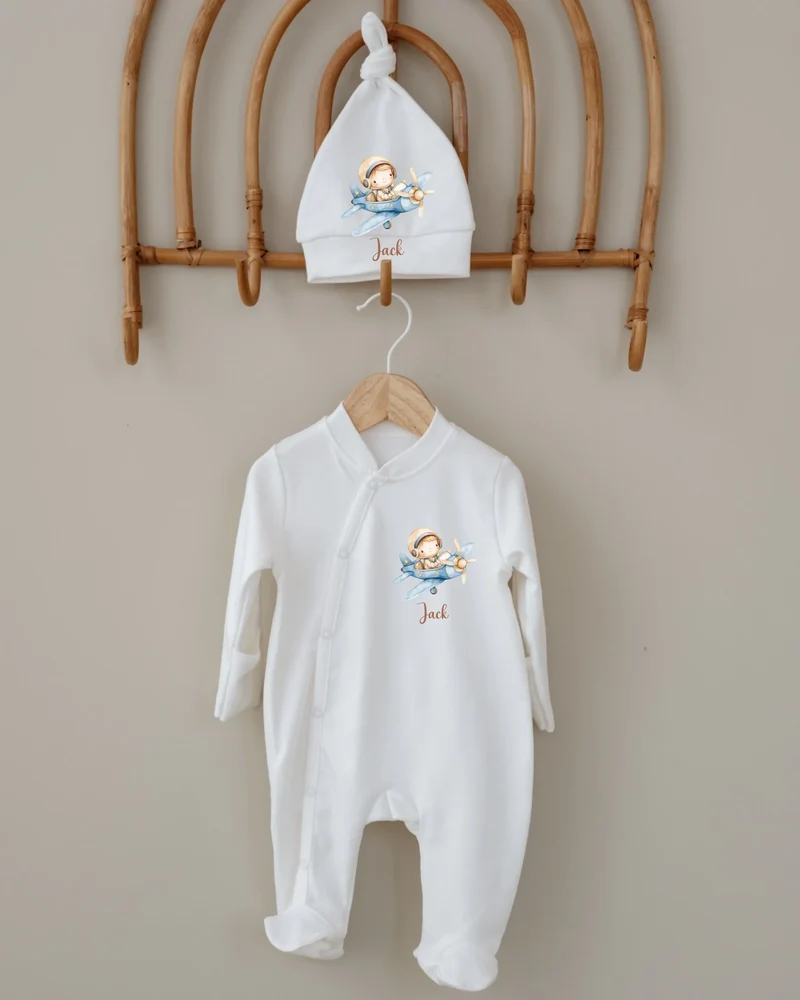 Vliegtuig - Baby Boxpakje met Naam – Persoonlijk Cadeau – 0-3 Maanden