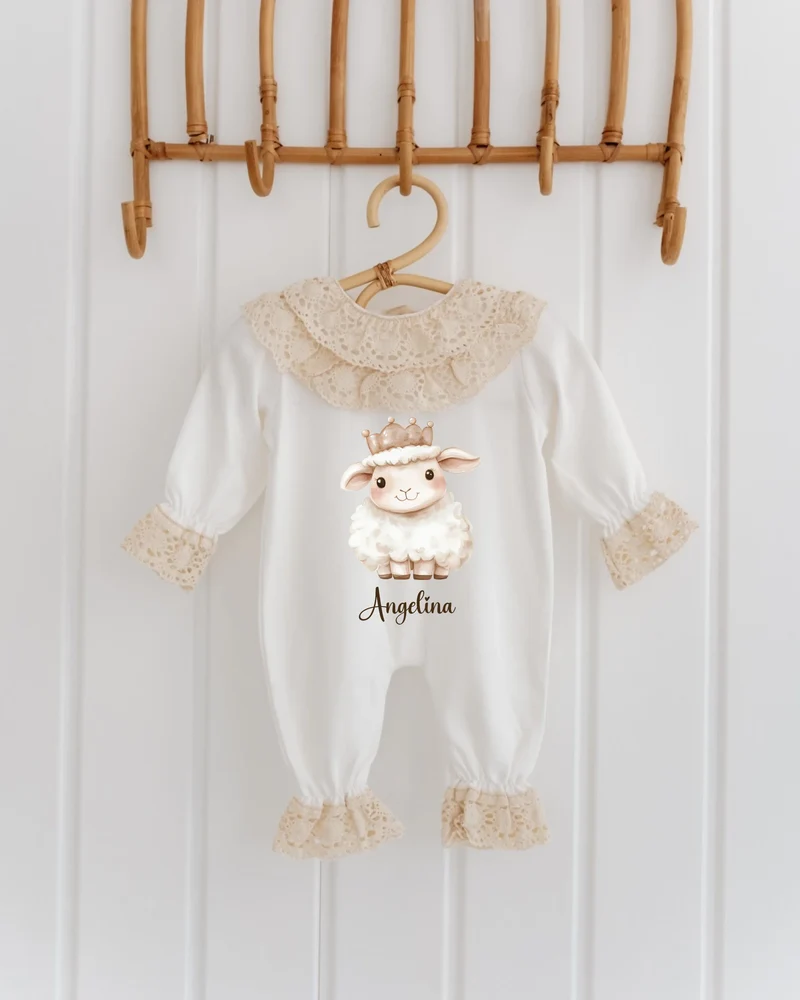 Lammeren - Kanten Babypakje met Naam