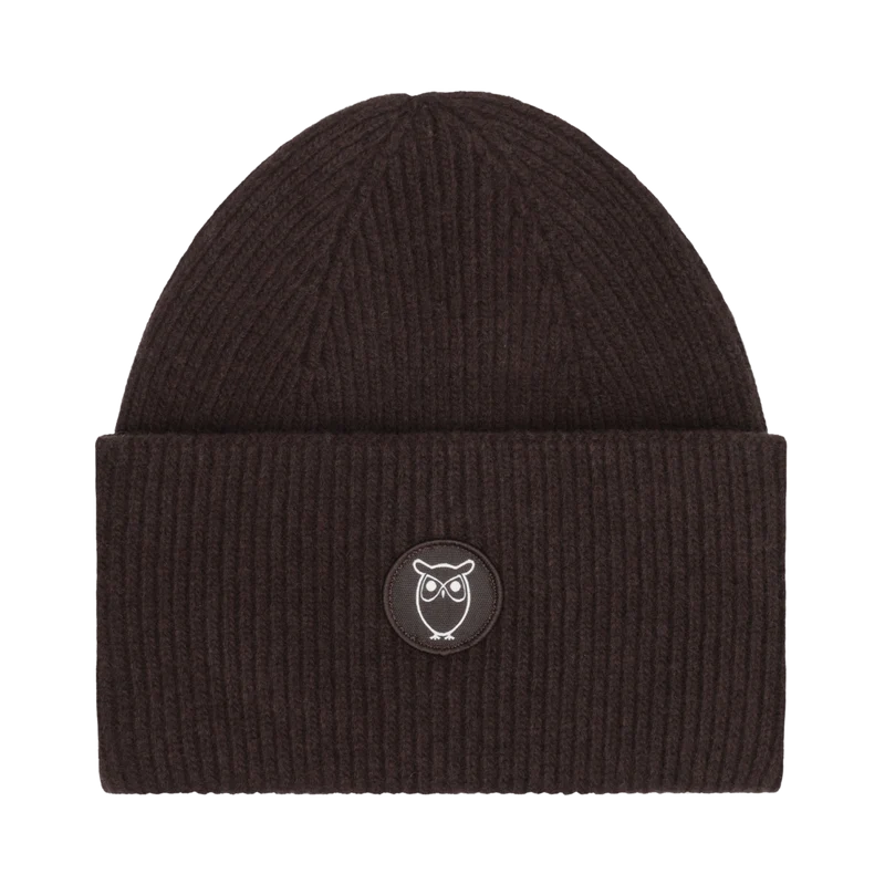Wool Badge Beanie - Chocolate Torte