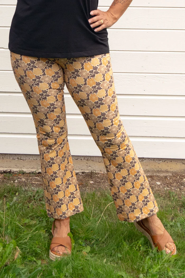 Linn Bootcut - BeeFlower yellow
