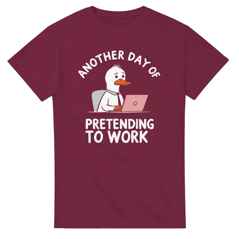 T-shirt - Pretending to work