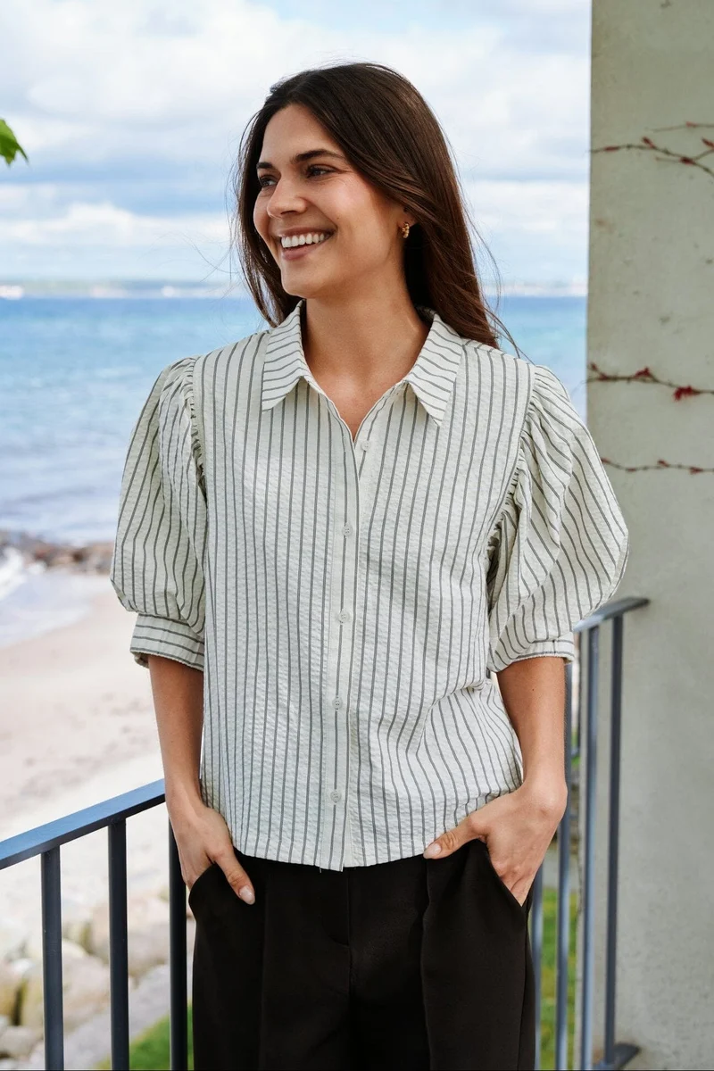 Neo Noir - Etta Slim Stripe Shirt 168663 - 121 - Off White