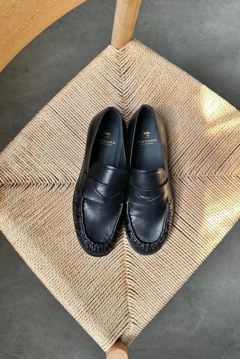 Phenumb Copenhagen - Whisper Leather Soft PB-E01-WHISP - Black