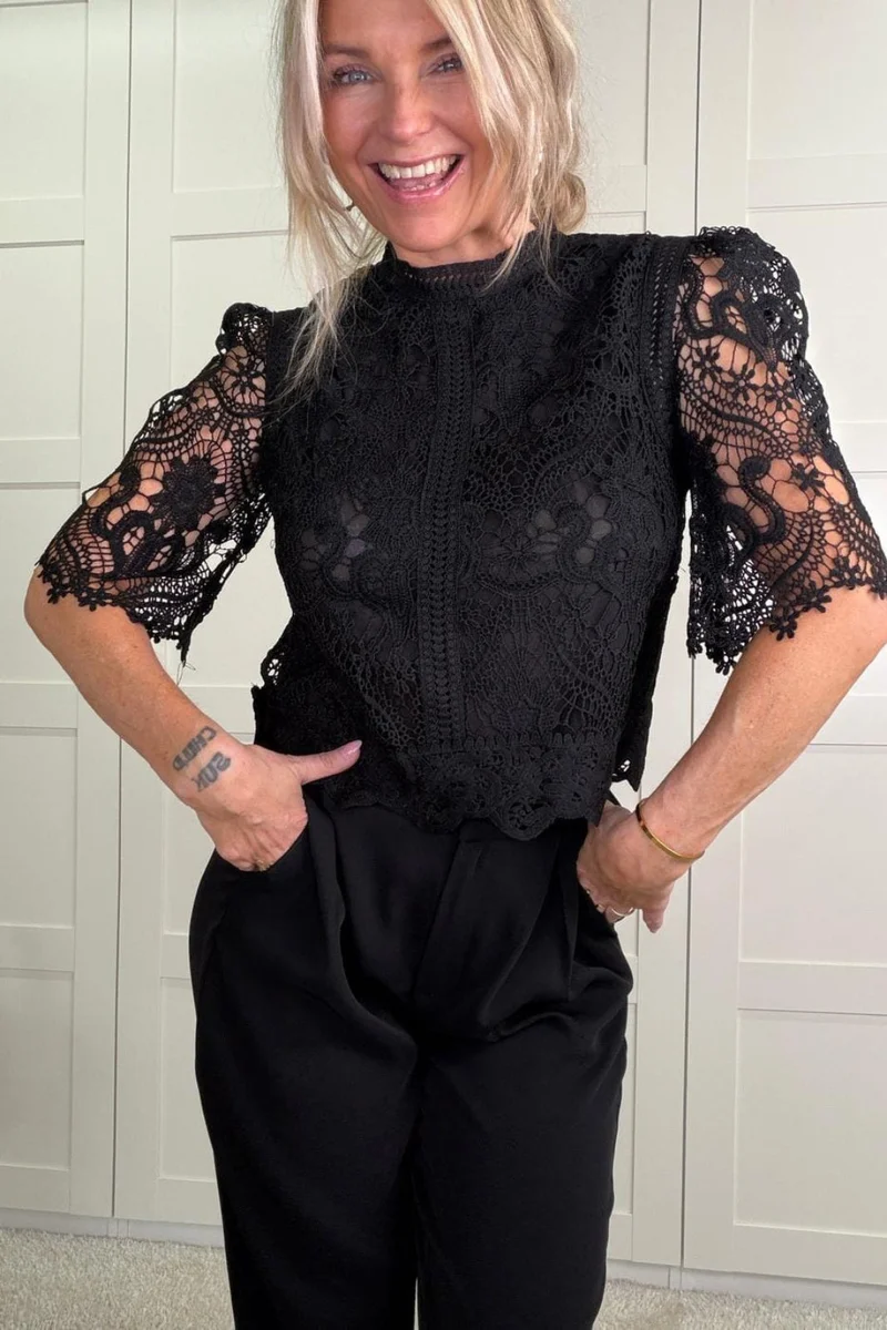 A-bee - Brielle Blouse - Black
