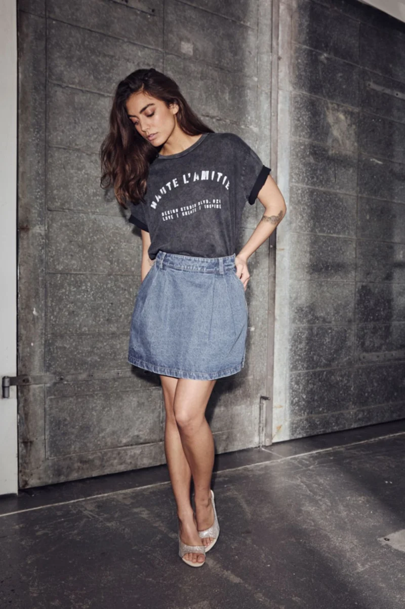 Haute L'Amitié - Noma Acid Curve Studio Tee HL10607 - Black Acid Wash
