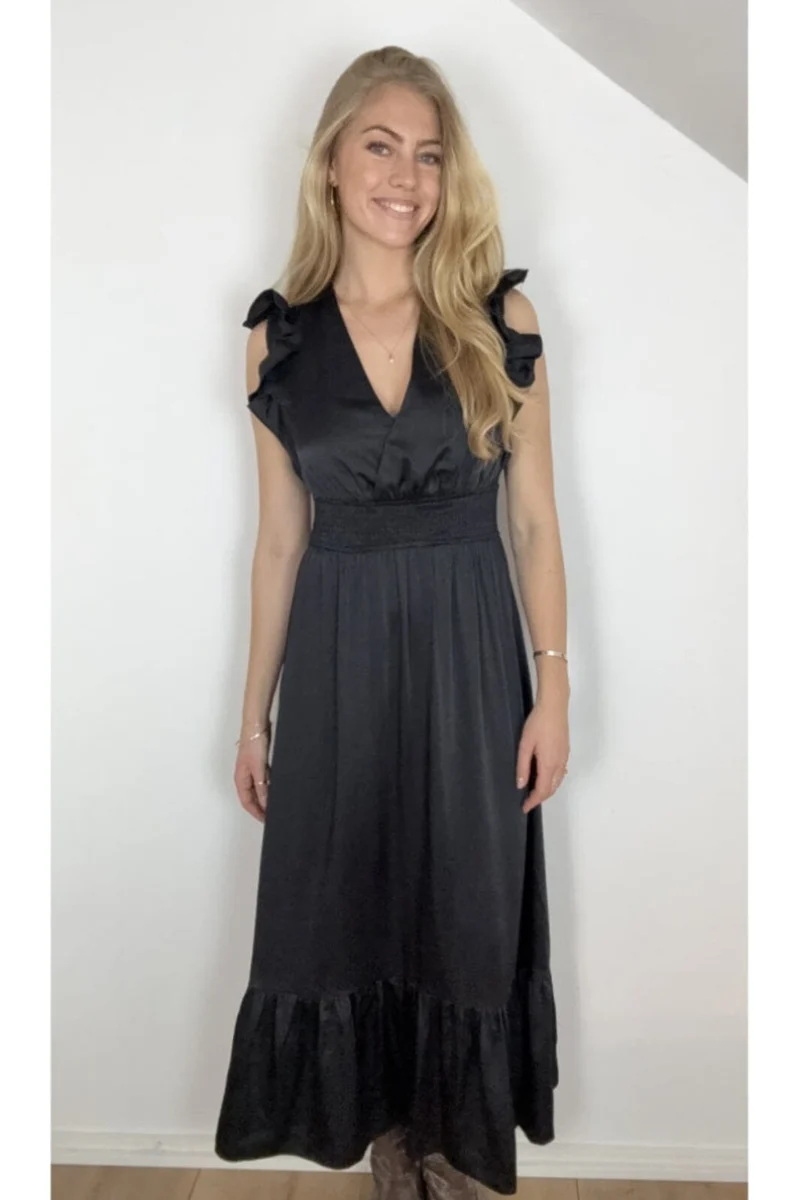 Continue - Beate Dress 15159 - Black