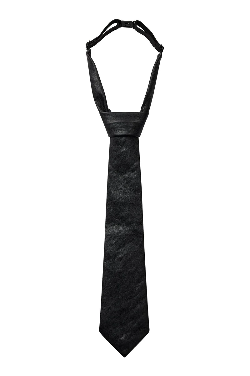 Haute L'Amitié - Pu Tie HL10699 - Black