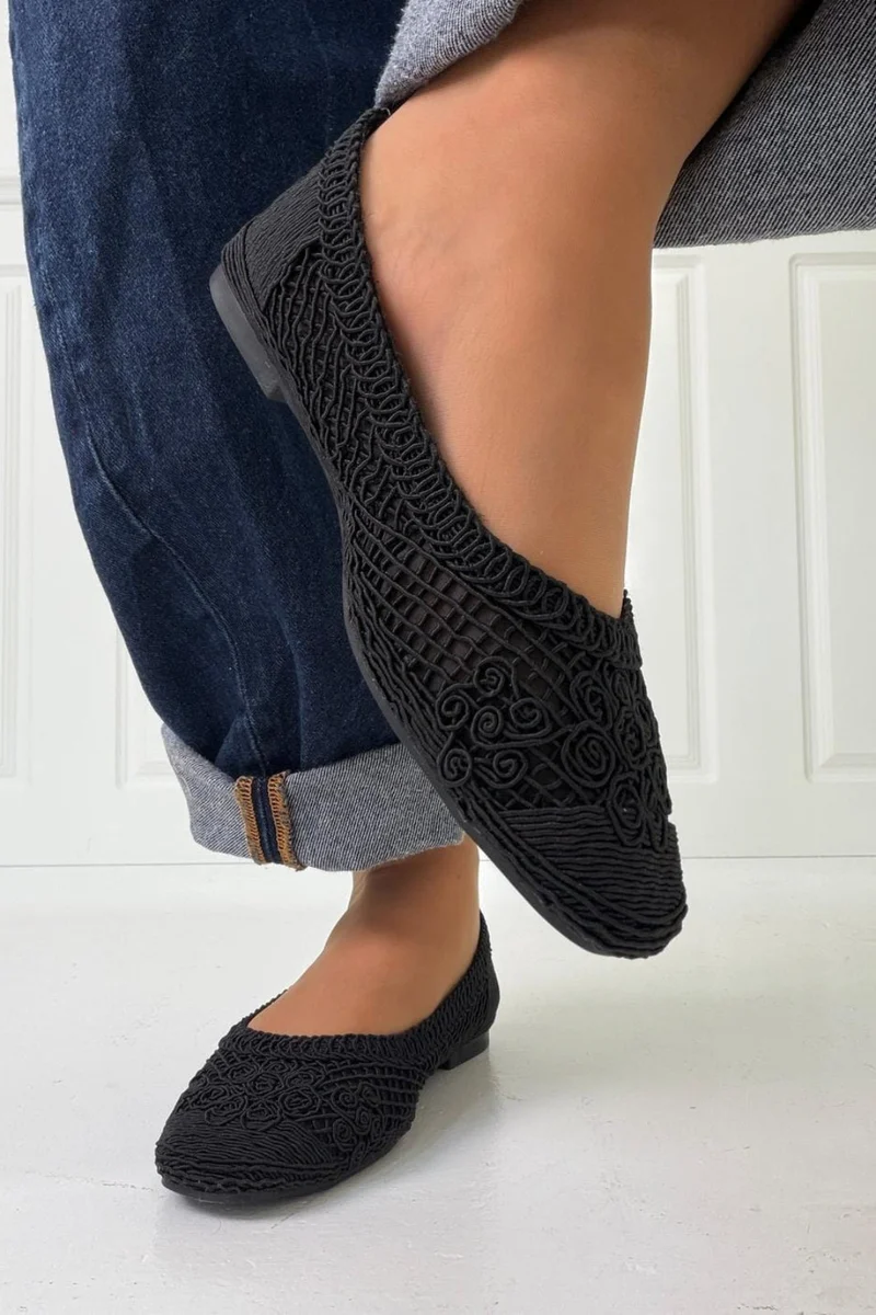 Bloom - Gladiolus Ballet Flats - Black