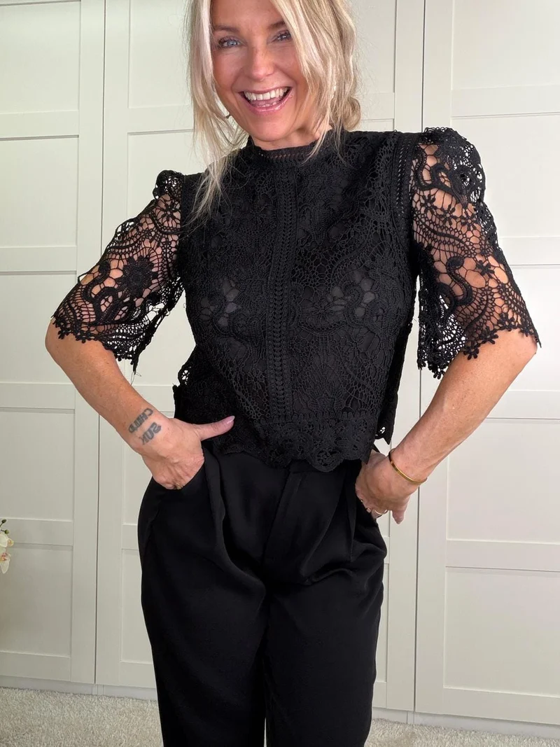 A-bee - Brielle Blouse - Black