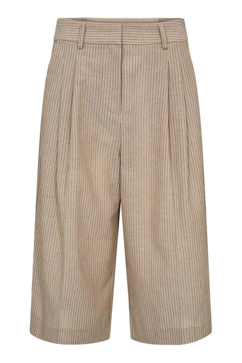 Co´Couture - Nadinecc Pleat Bermuda 41169 - 320 - Bisquit