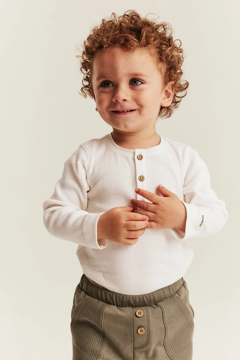 Baby white ribbed basic bodysuit