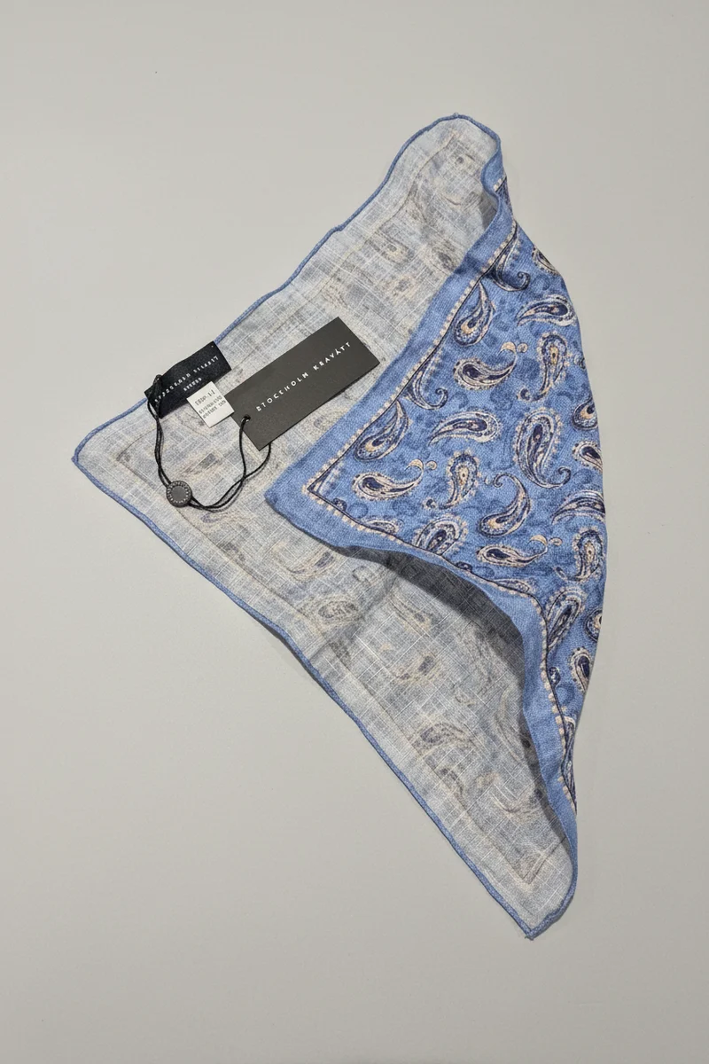 STHLM KRAVATT Handkerchief Linen Pailsey - Light Blue