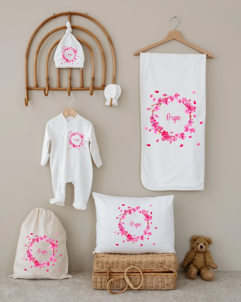 Roze kozijnen - Gepersonaliseerde 6-delige Newborn Cadeauset met Naam
