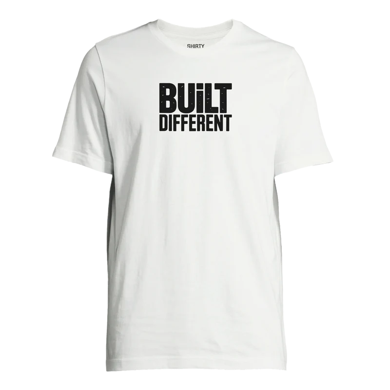 T-shirt Comfy - Built Different