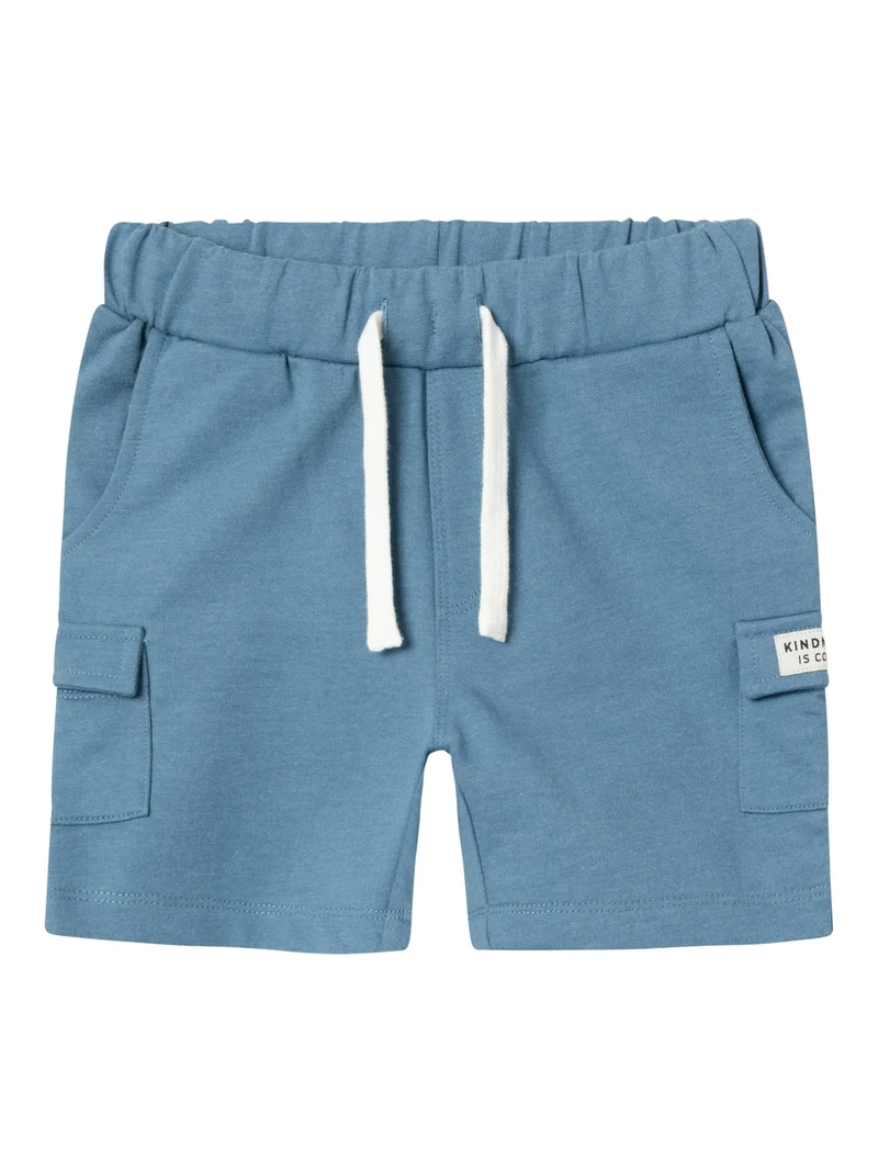 Blå mjukis shorts med fickor