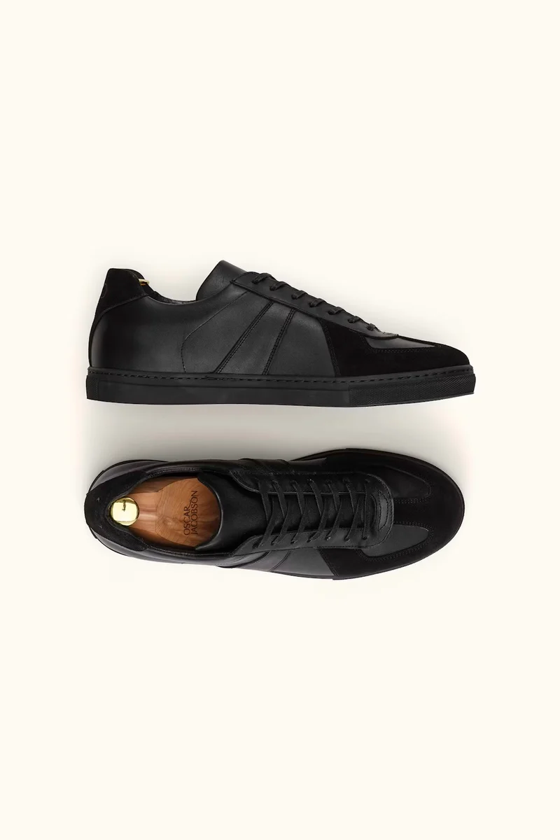 OSCAR JACOBSON GAT Sneakers - Black