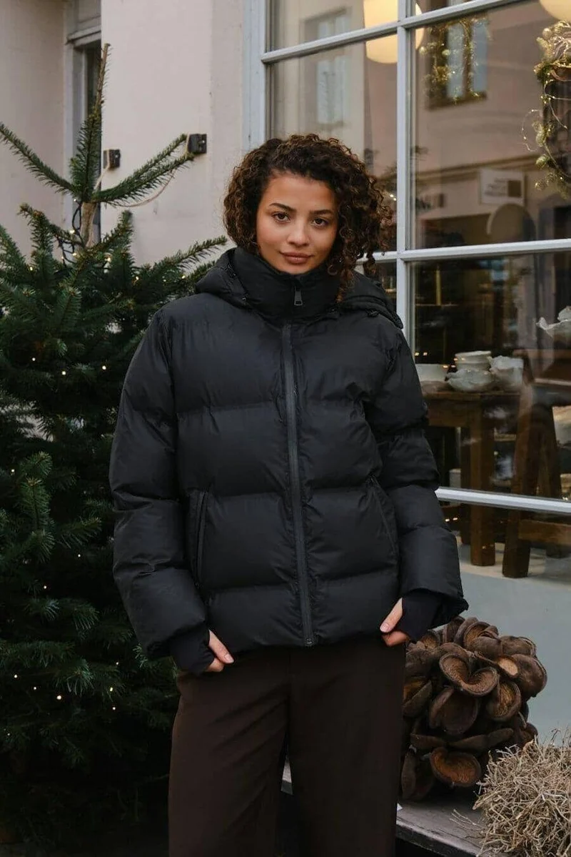 Neo Noir - Fox C Puffer Jacket - Black
