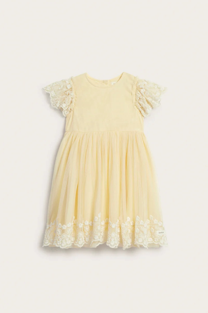 Kids yellow mesh dress with embroidery