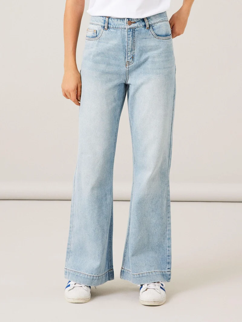 Bootcut jeans