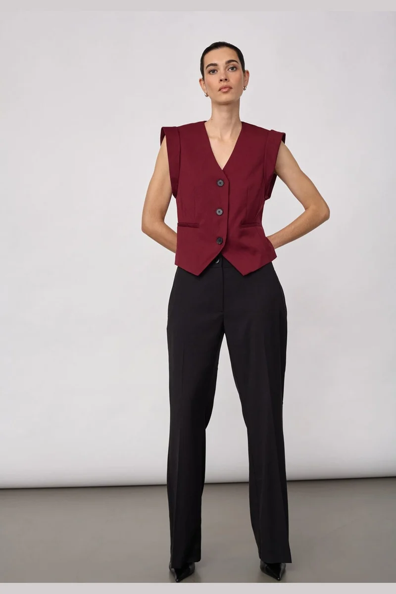 Co´Couture - Volicc Fitted Wing Vest 500287 - 30006 - Berry Red