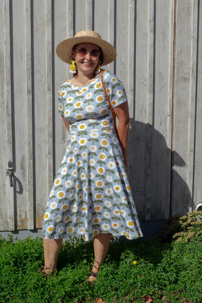 Klänning Malin - Springflower light blue