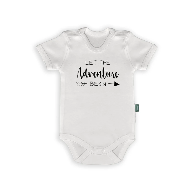 Rompertje met Tekst "Let the Adventure Begin" – Stoer Cadeau voor Pasgeboren Baby's