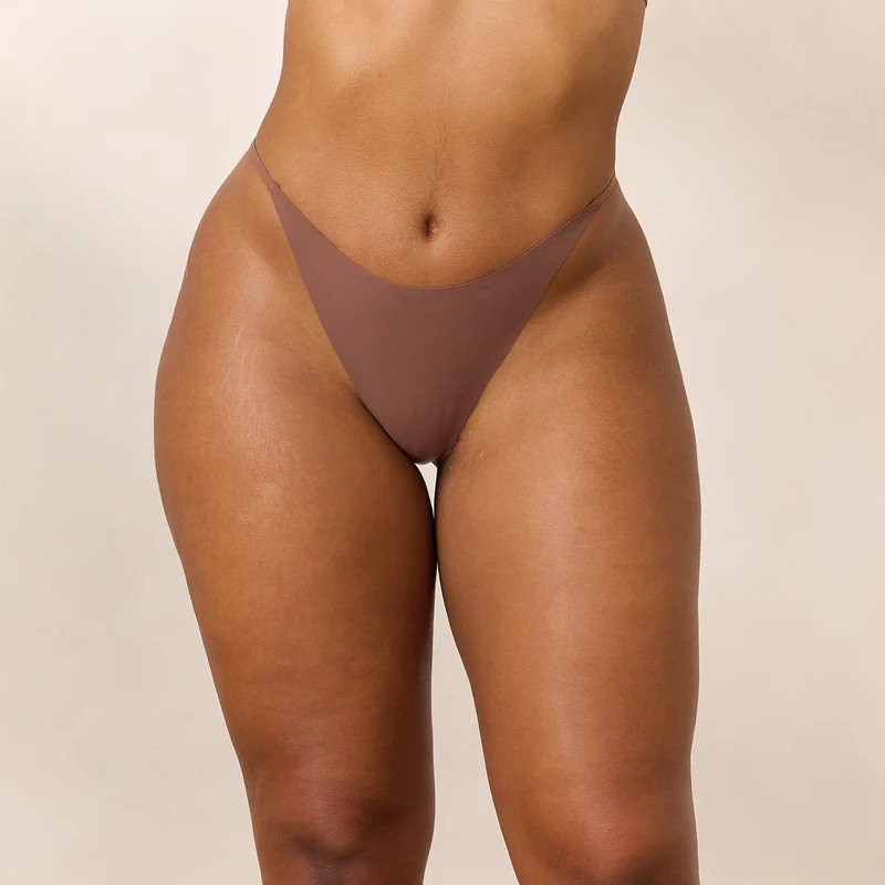 Everyday Form G-String - Muskot