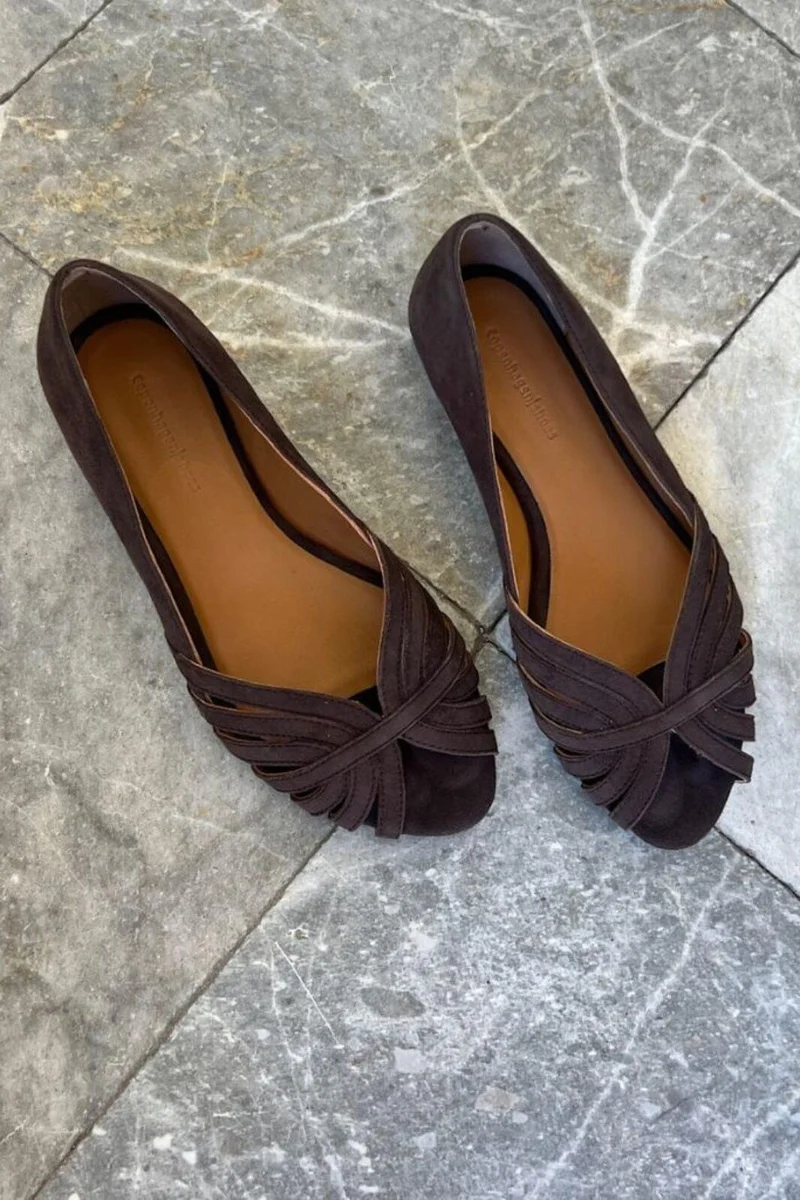 Copenhagen Shoes - Passionate Suede CS8567 - 004 - Dark Brown