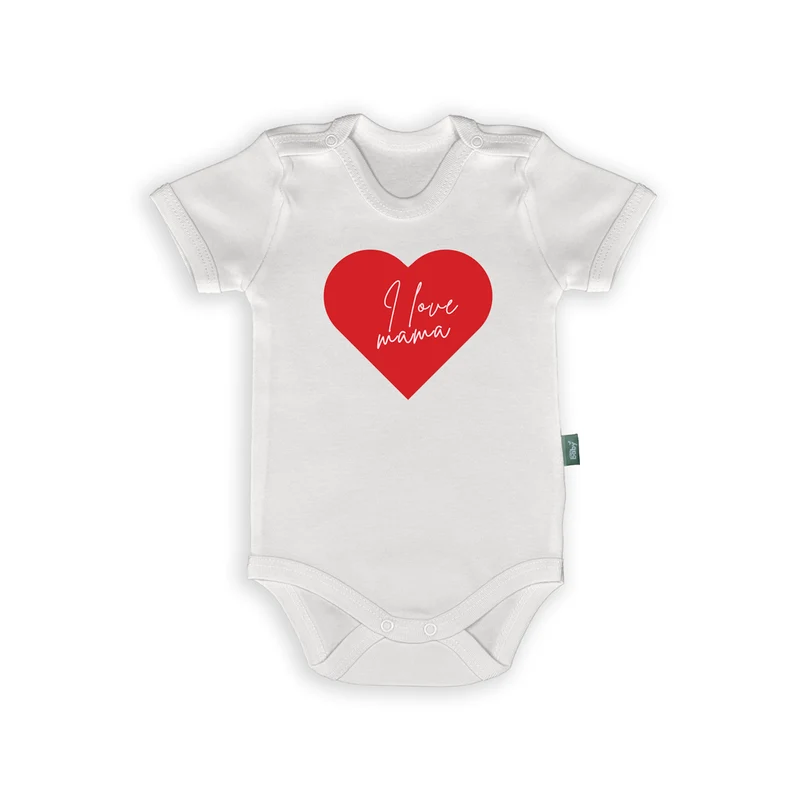 Romper met Rood Hart “I Love Mama” – Liefdevol Babypakje voor Moederdag & Kraamcadeau