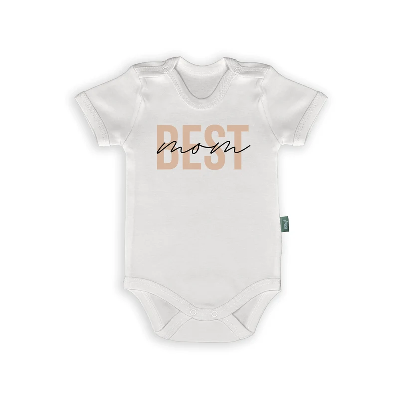 Romper met Tekst – “Best Mom” – Minimalistische Babyromper voor Moederdag of Kraamcadeau