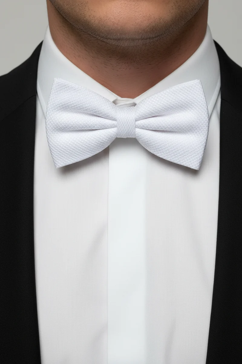 STHLM KRAVATT Silk Bow Tie - White 1