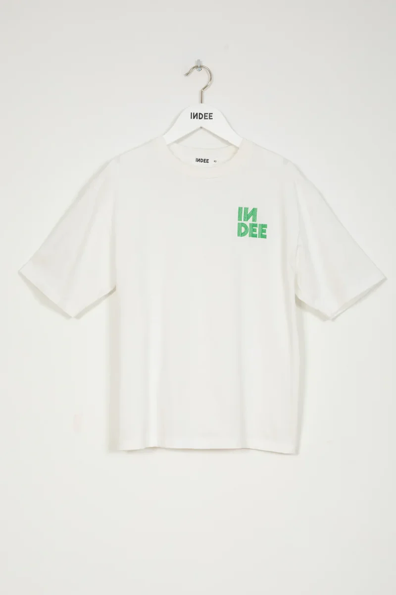 EMBROIDED LOGO T-SHIRT