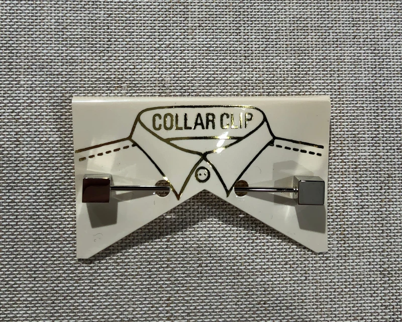STHLM KRAVATT Collar Clip Cube - Silver