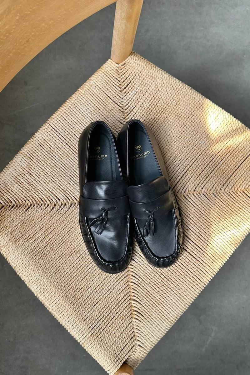 Phenumb Copenhagen - Whisper Tass Leather Soft PB-E01-WHISPERTASS - Black