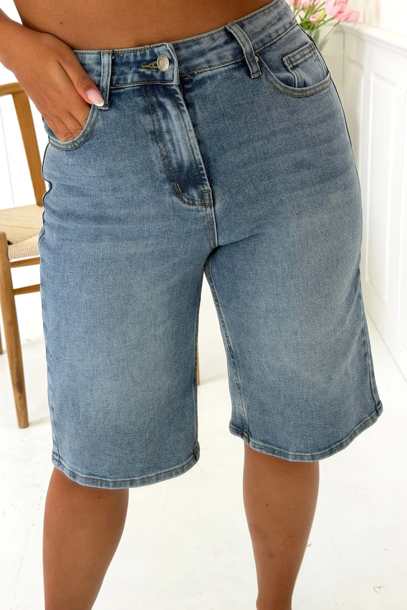 A-Bee - Bruna Short - Light Blue