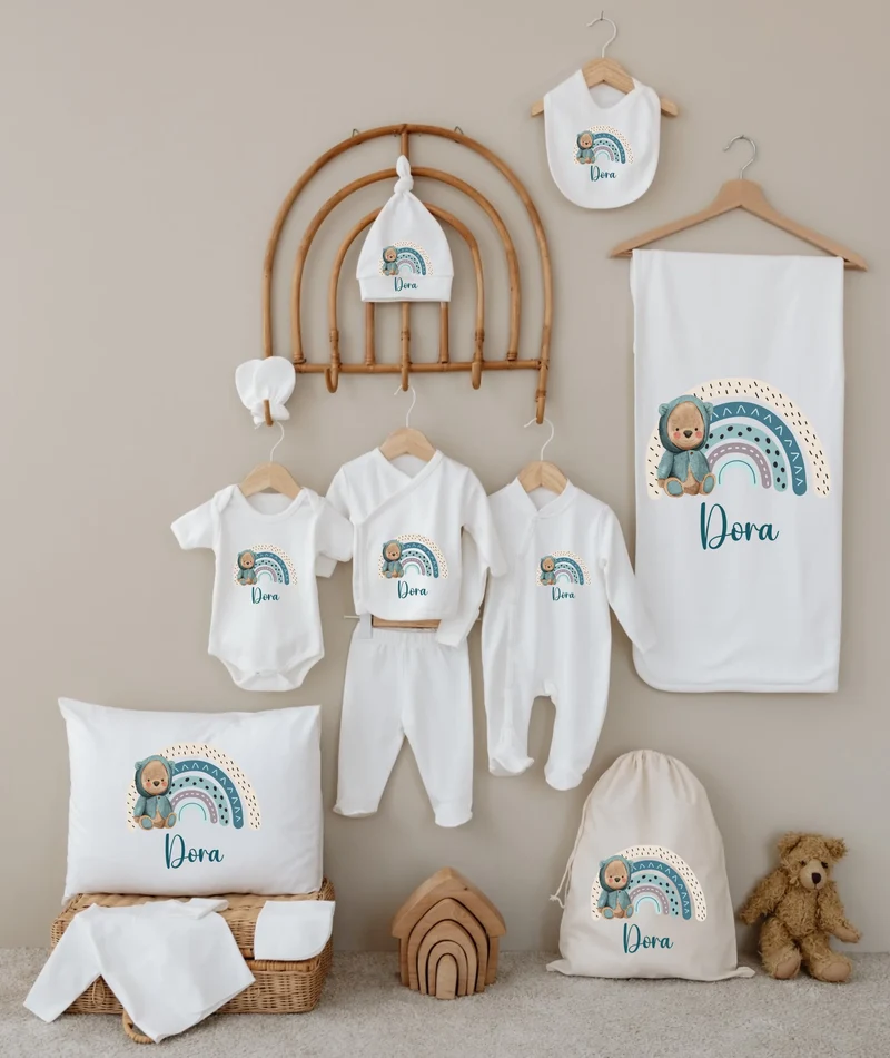 Kleurrijke regenboog - Gepersonaliseerde 12-delige Babykleding Cadeauset met Naam