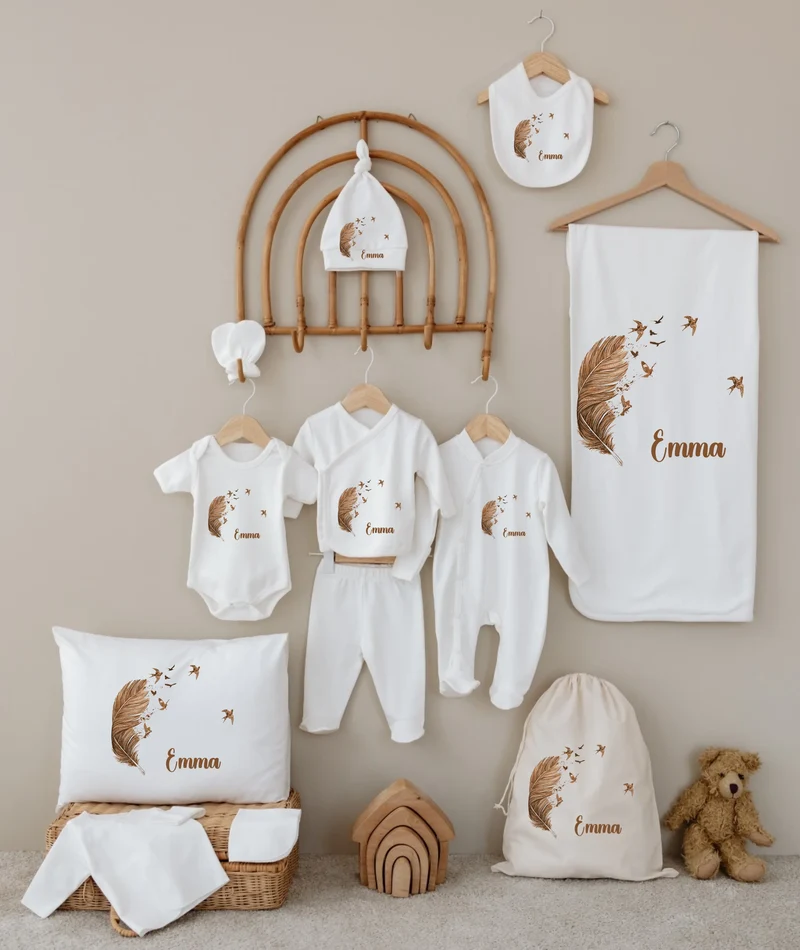 Veer & Vogels – Gepersonaliseerde 12-delige Babykleding Cadeauset met Naam