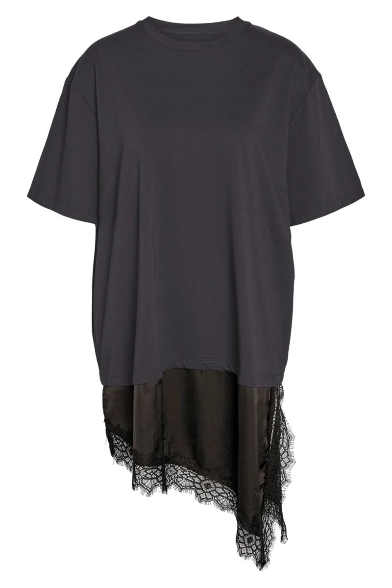 Noisy May - Nmfilla S/S Oversize Satin Lace T-Shirt - 5162243 Obsidian Black Lace