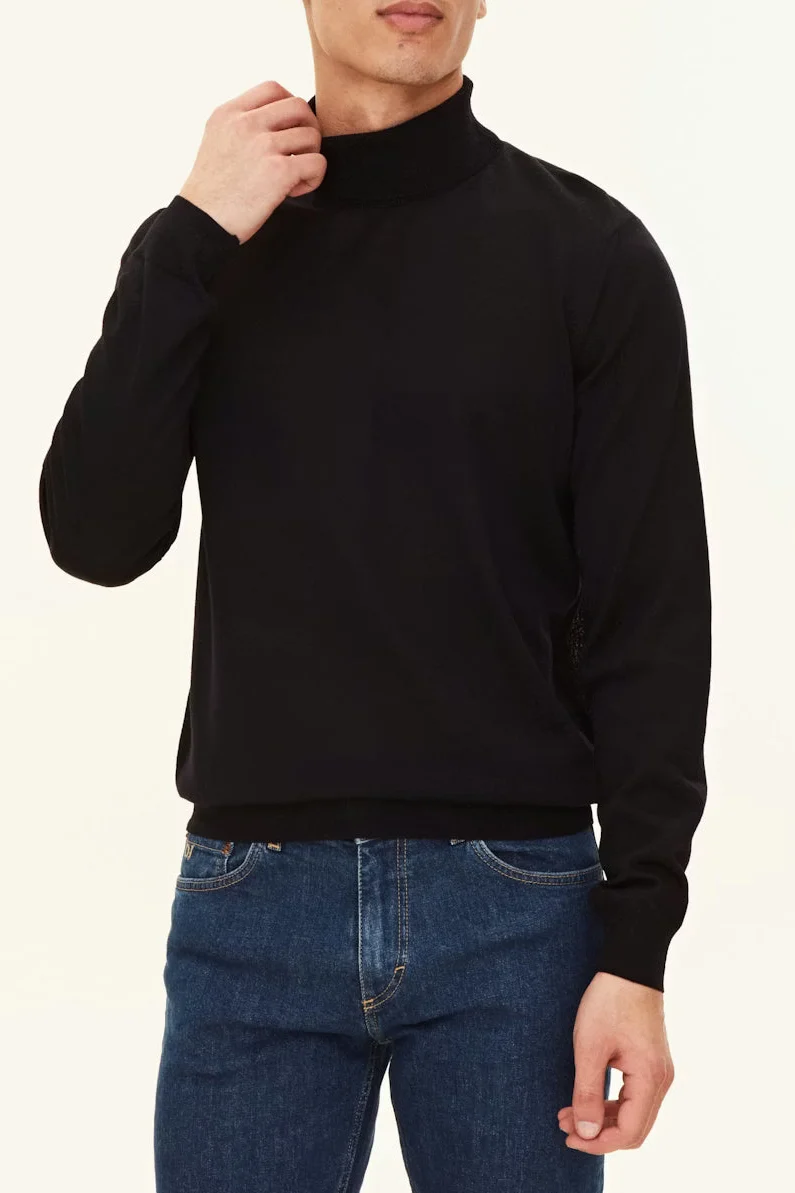 OSCAR JACOBSON Marcel Merino Roller Neck - Dark Blue