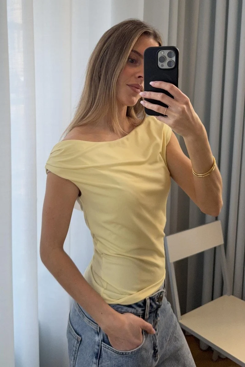 Modström - Himamd Off-Shoulder Top 57928 - 4024 - Double Cream