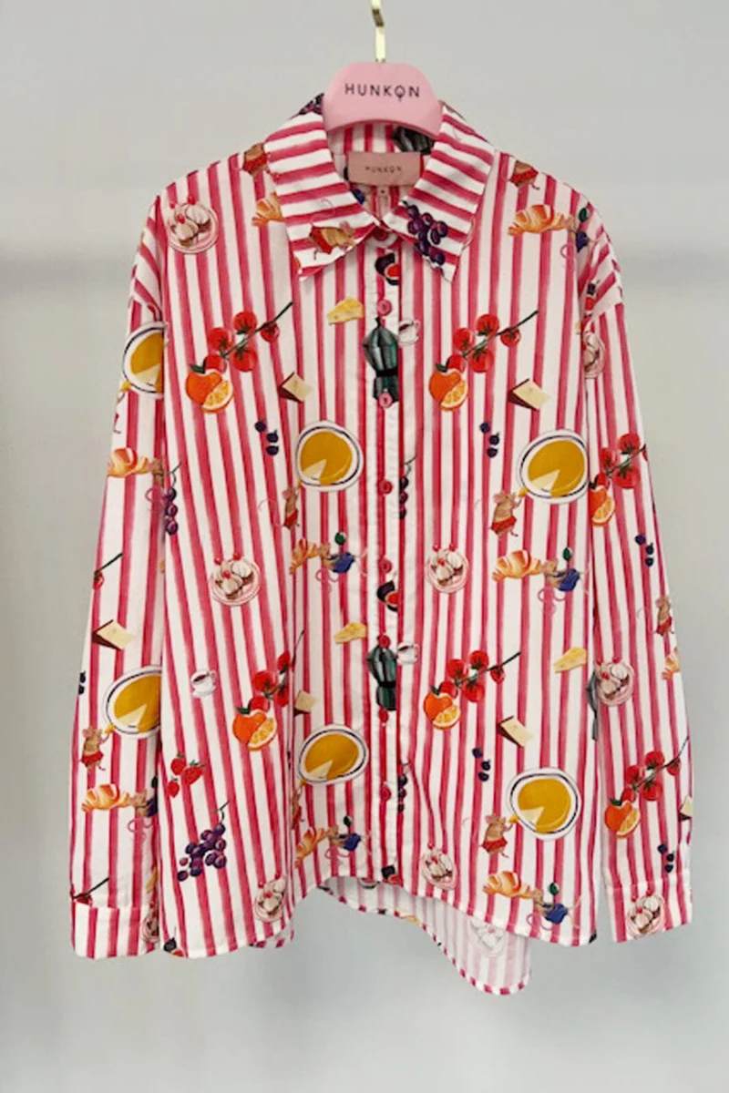 Hunkøn - Jess Shirt 26305 - Picnic Art Print