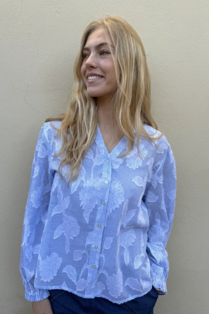Continue - Iris Emb 15245 - Blue Stripe