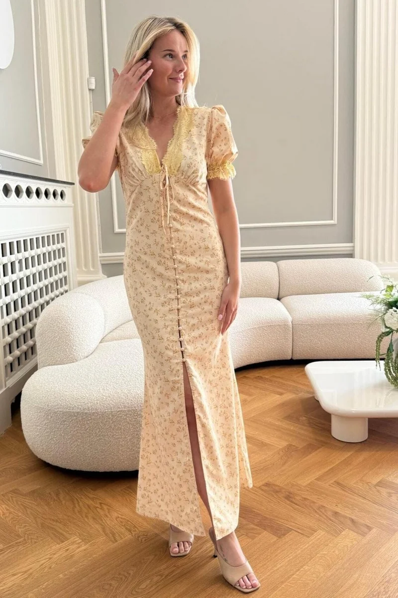 BYIC x Molly&My - Agneteic Long Dress A23810 - Yellow Flower Print