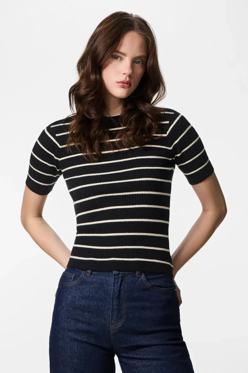 Pieces - Pcmira Ss O-Neck Knit - 4899818 Black Birch Narrow