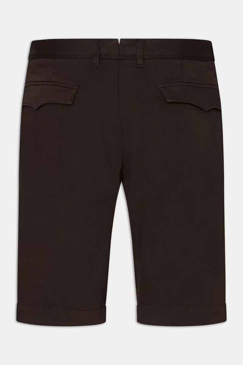 OSCAR JACOBSON Teodor Shorts - Brown