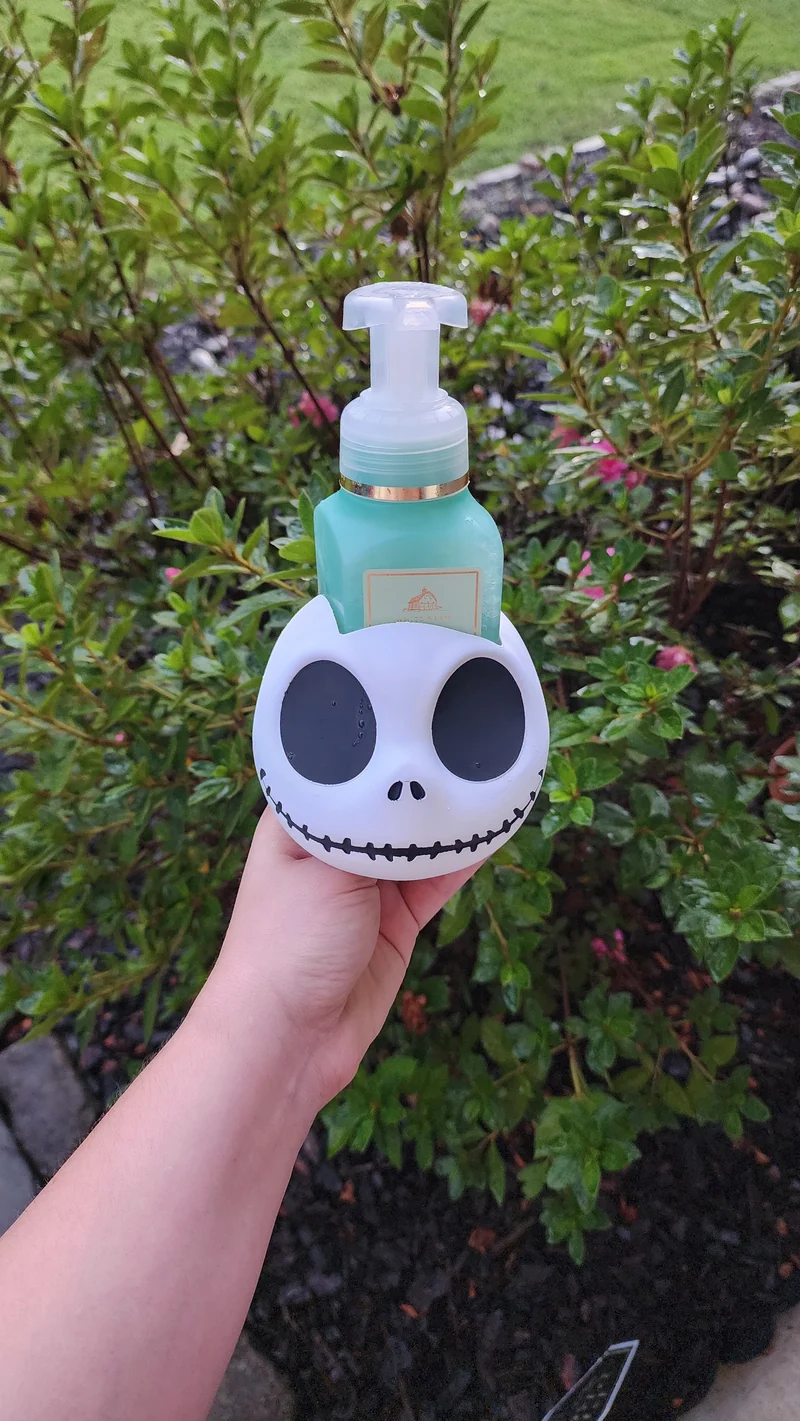 Happy Halloween Nightmare Skeleton Bath & Body Foam Soap Holder