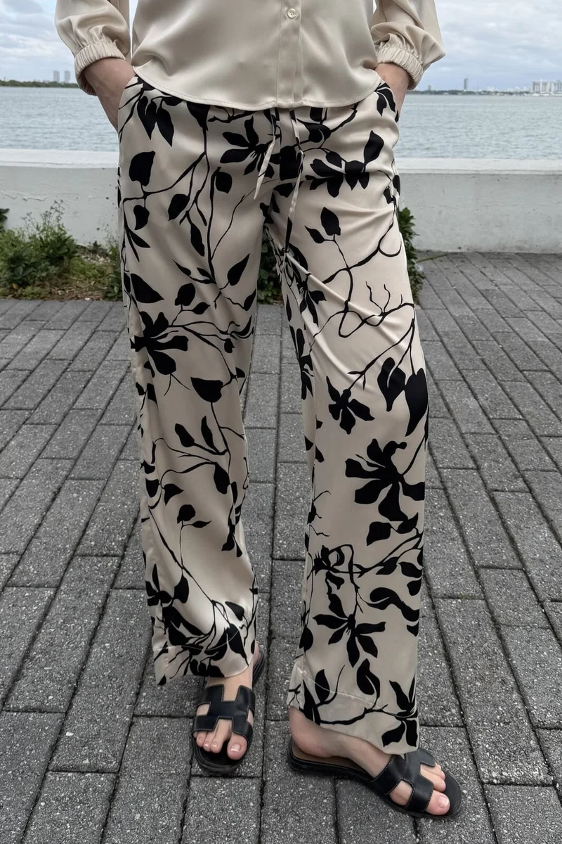 Karmamia - Garcia Pants 2352 - Mono Floral